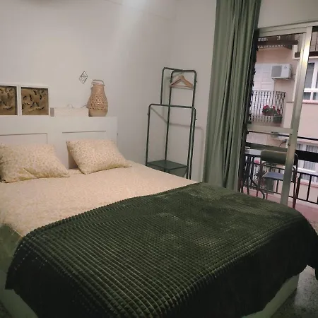 Homey In Authentic El Palo Apartment Malaga