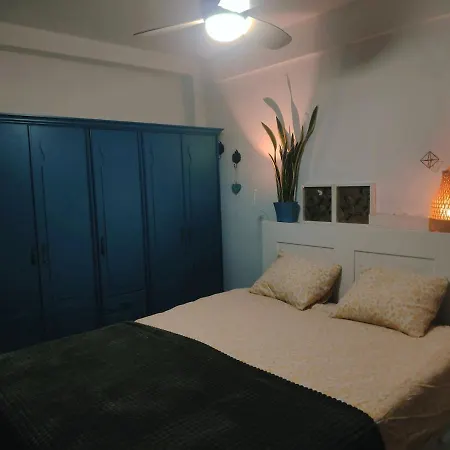 Homey In Authentic El Palo Apartment