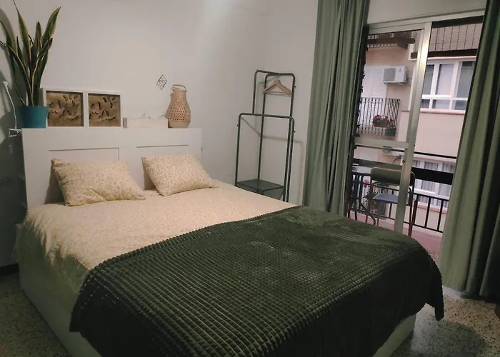 Homey In Authentic El Palo Apartment Malaga